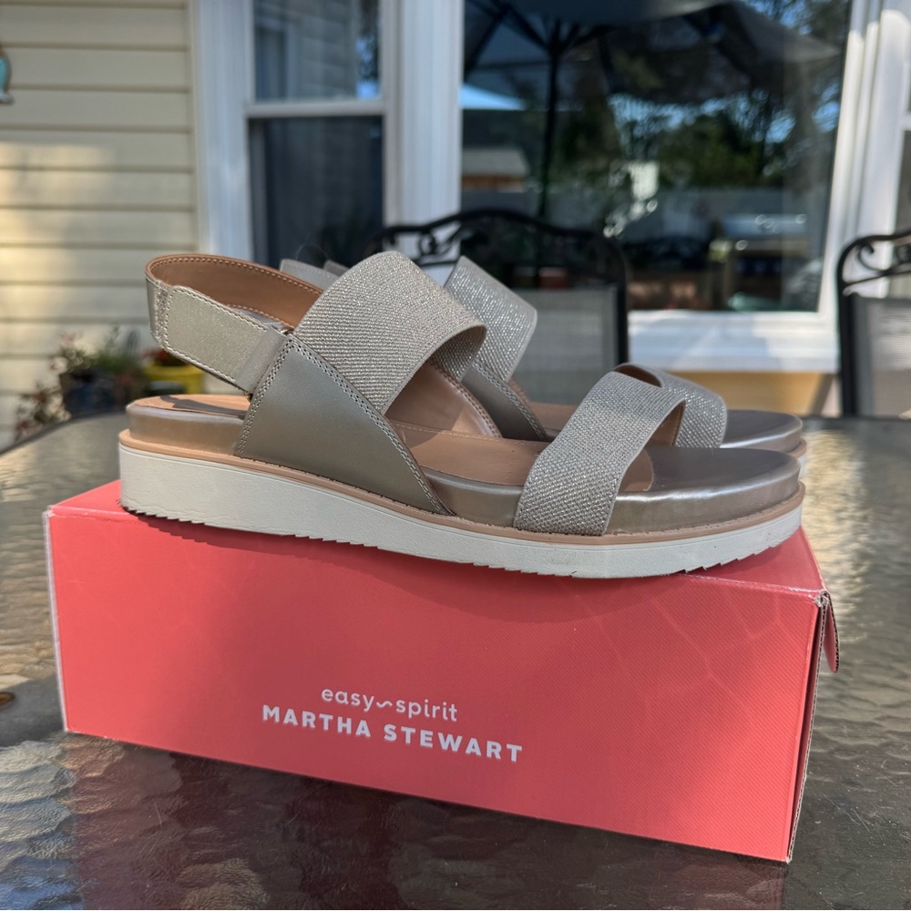 Easy Spirit Martha Stewart Winnie Sandals Gold 12M